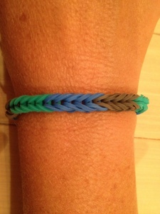 My block-color "fishtail" bracelet.